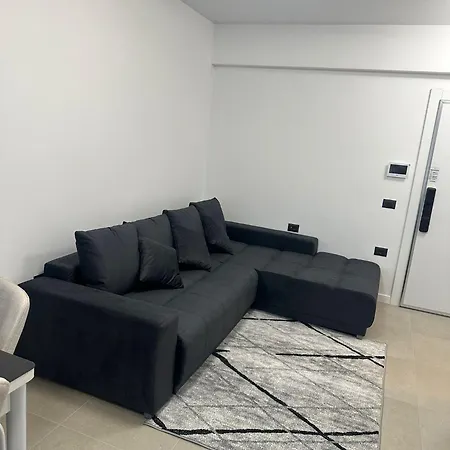 Alezzi Odyssey شقة *